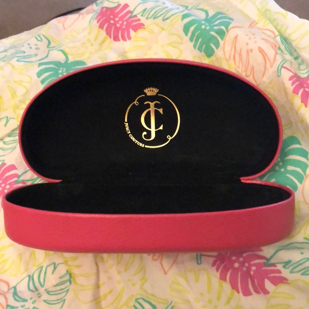 Juicy couture glasses/sunglasses case